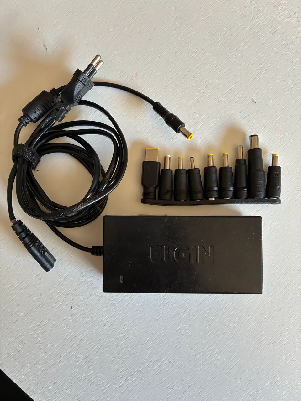 Carregador universal 