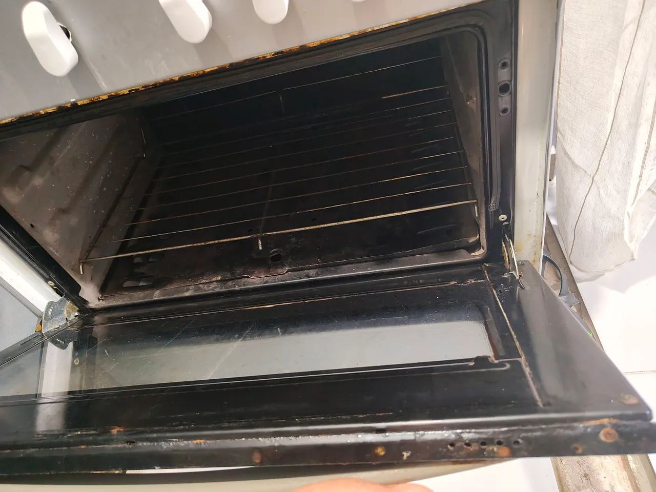 Fogão 6 bocas Esmaltec usado - Foto 3