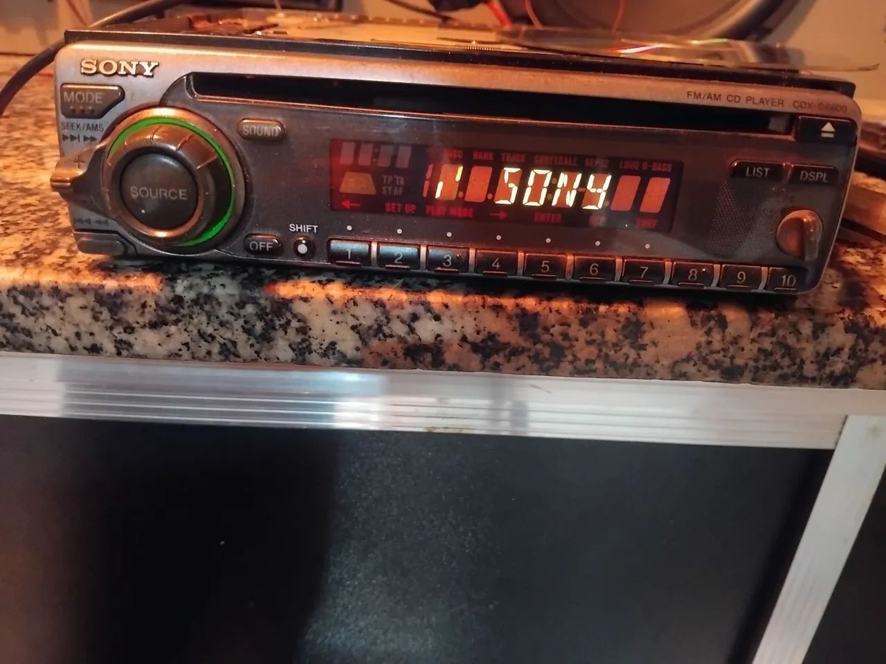 Radio Sony antigo