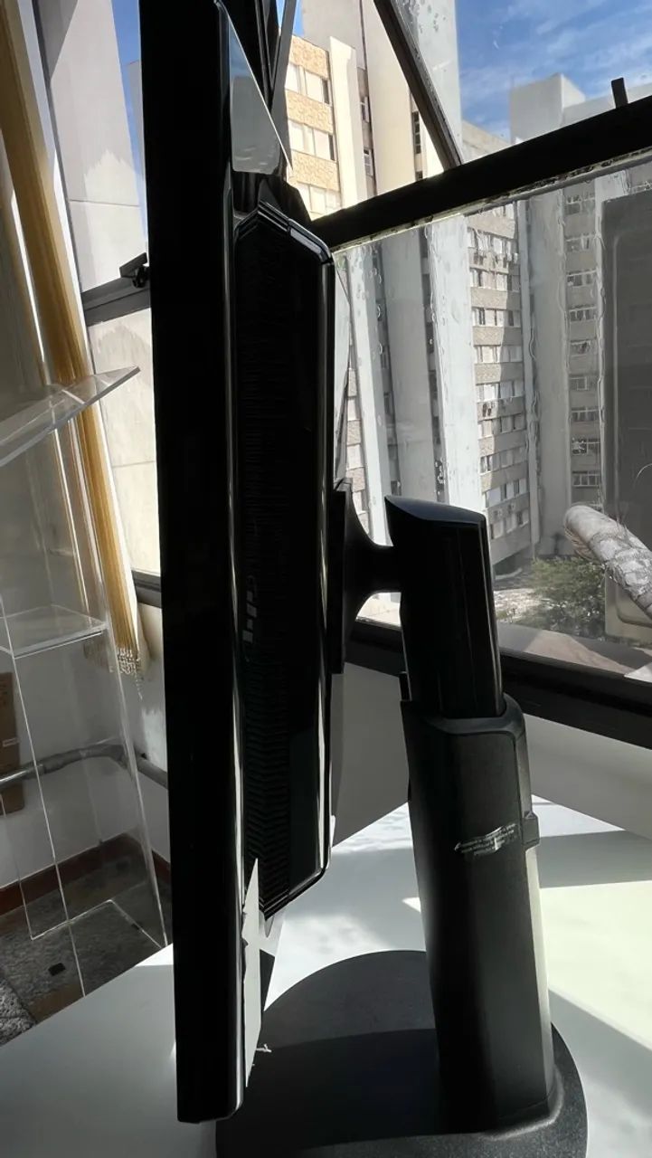 Monitor HP L1506x / L190hb  - Foto 2