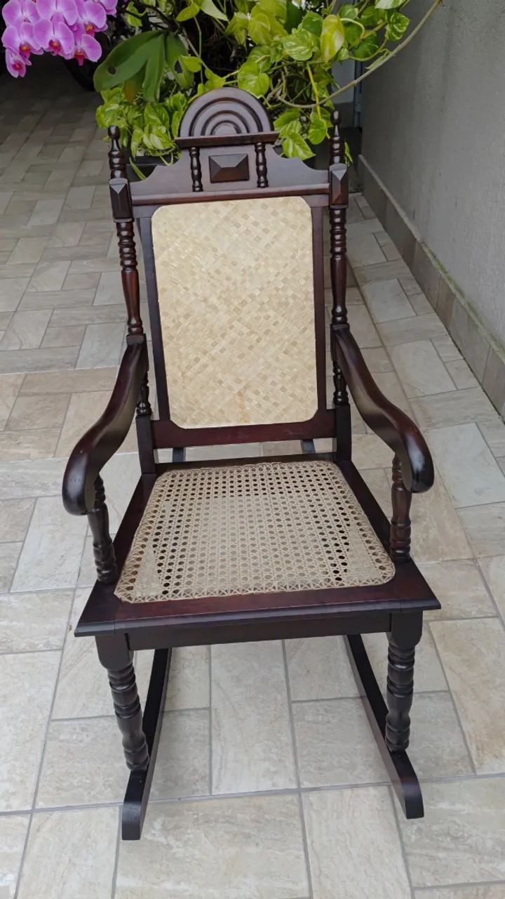 CADEIRA DE BALANÇO DO VOVÔ