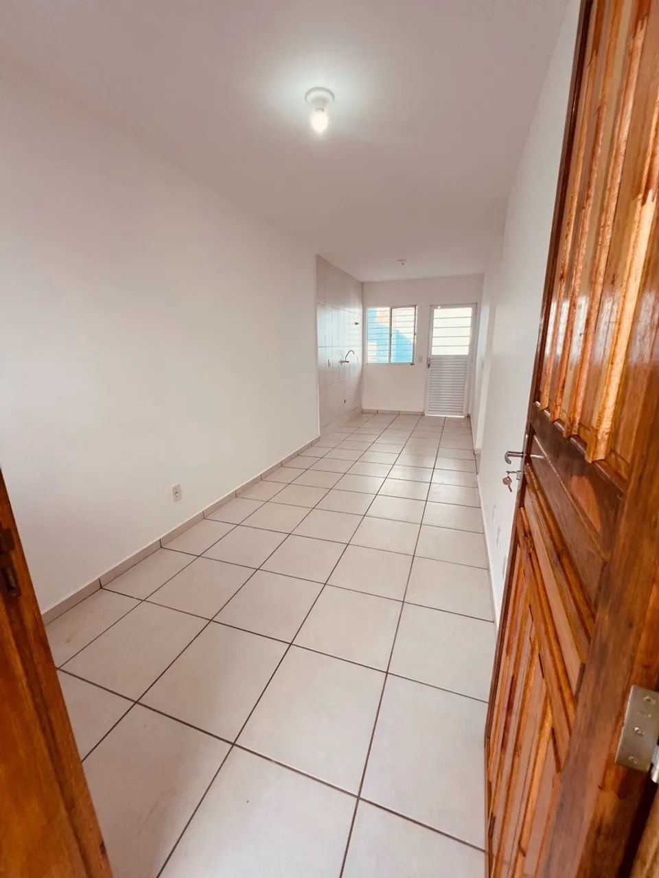 Casa 2 quartos, recém reformada.  - Foto 5