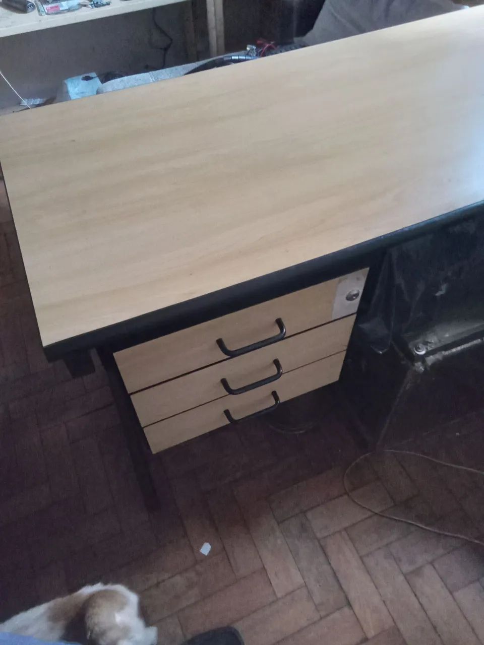 MESA PARA ESCRITÓRIO EM L COM 3 GAVETAS - Foto 3