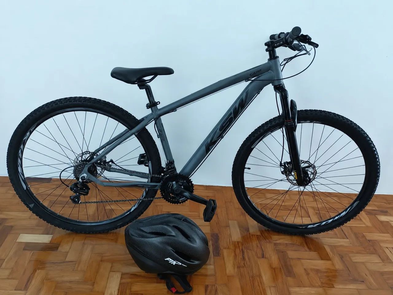 Bicicleta aro 29 + capacete 