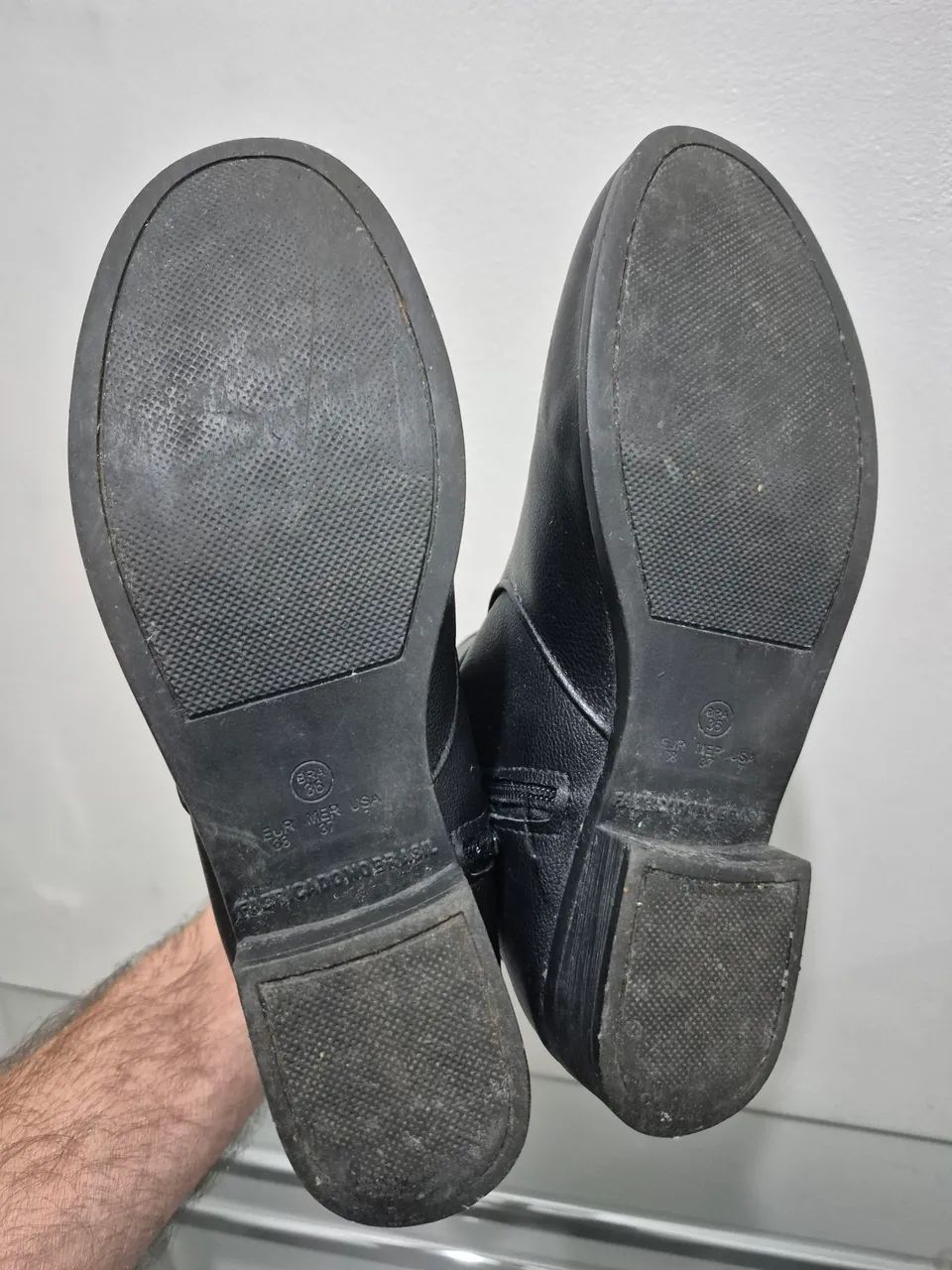 Bota feminina Número 36 R$. 50, - Foto 4