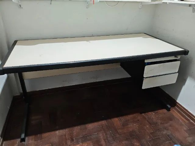 Mesa escritório com gaveteiro - Foto 2