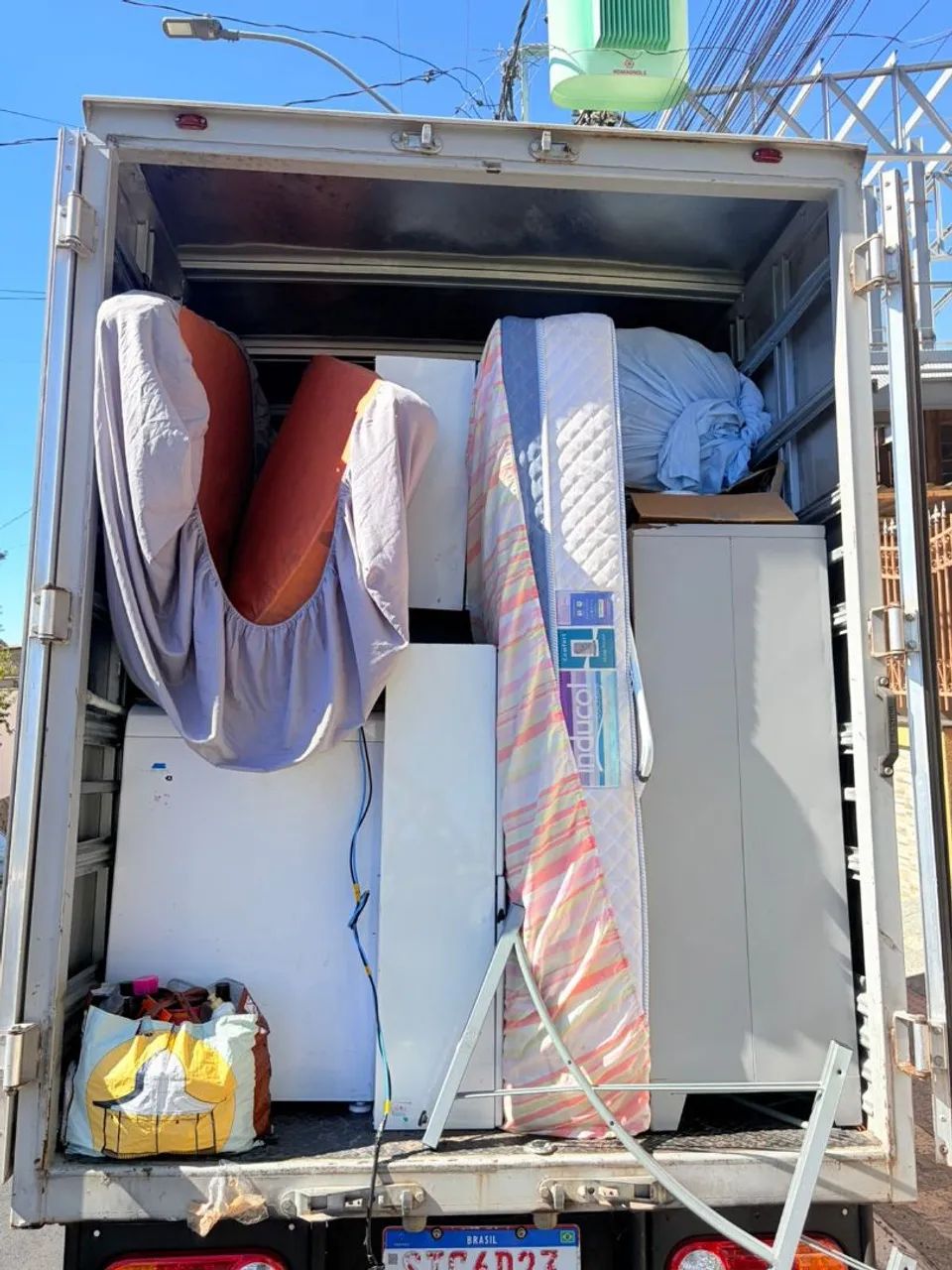 FRETES, CARRETOS E MUDANÇAS - ATENDIMENTO RÁPIDO E SEGURO<br> - Foto 4