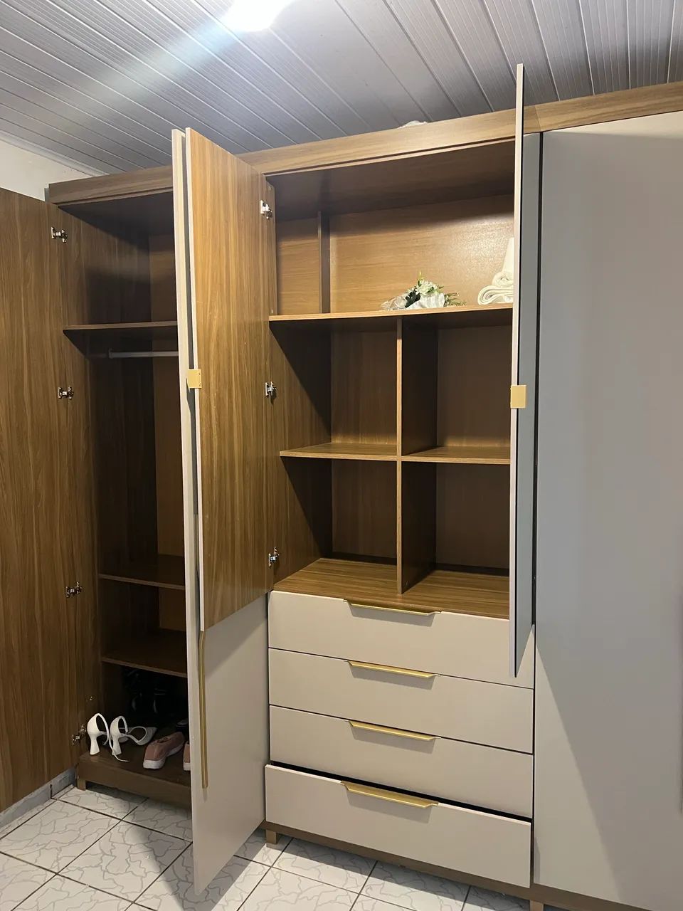 Guarda roupa semi novo  - Foto 5
