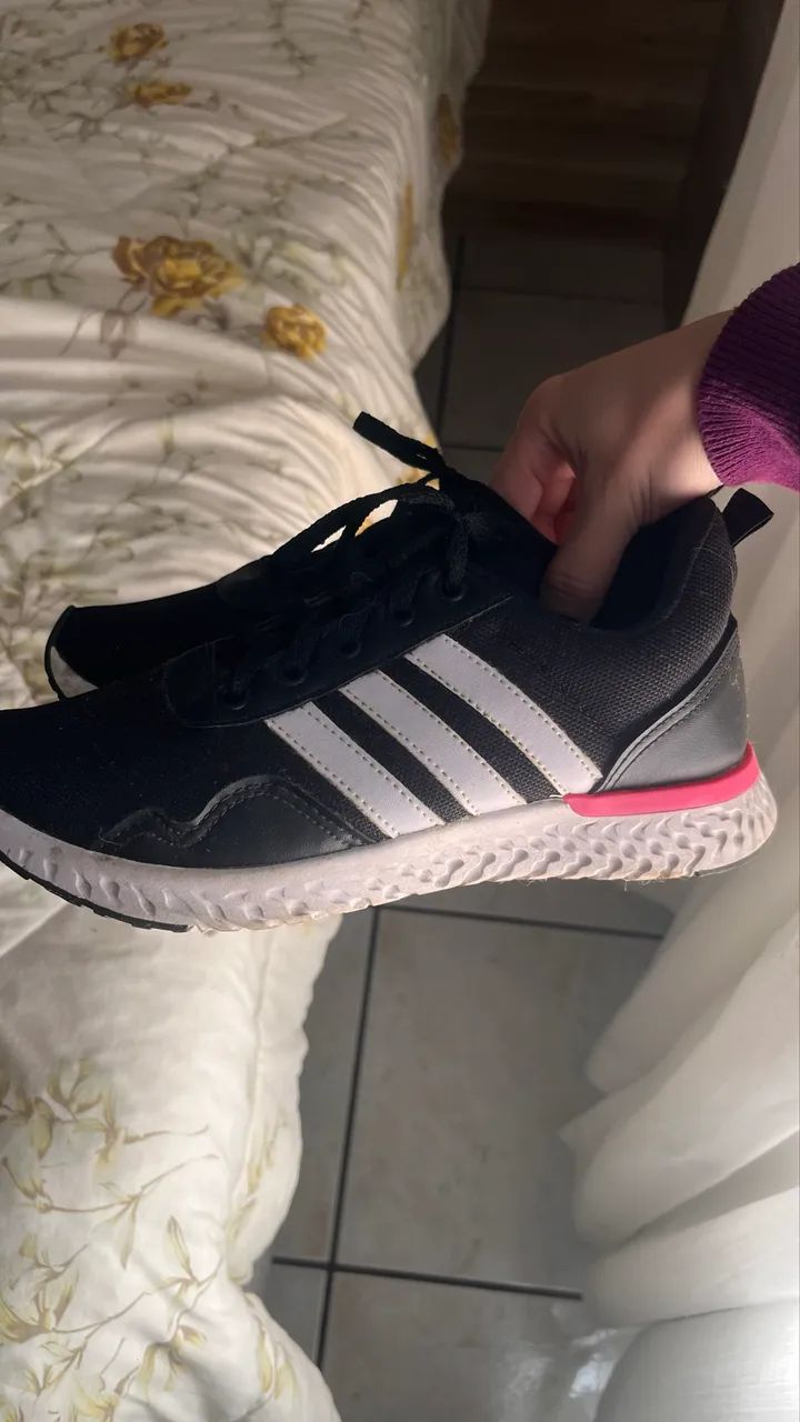 Tênis Adidas 37 