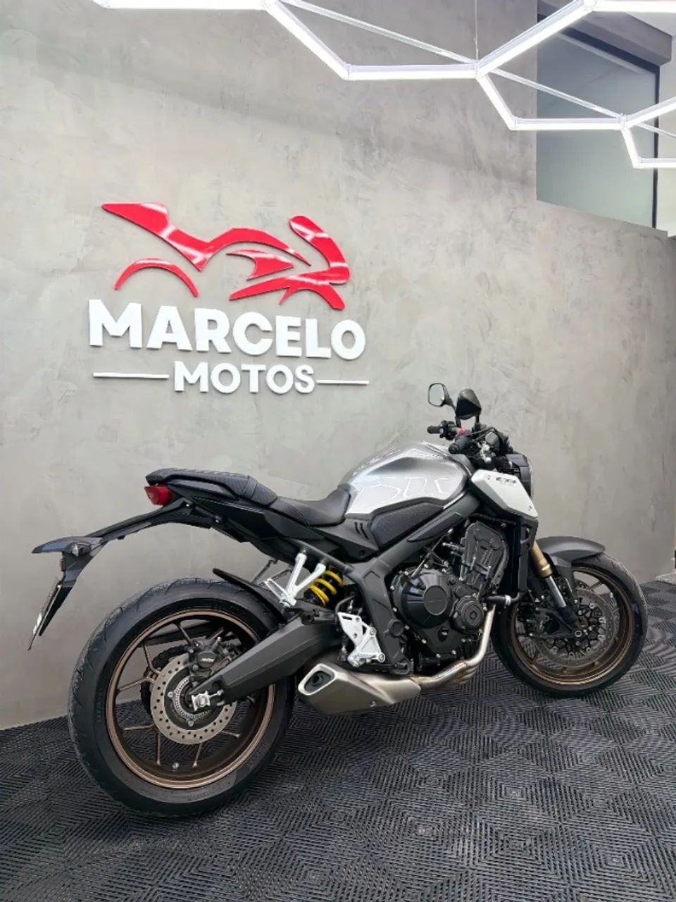 Honda CB 650R 2021 - Foto 5