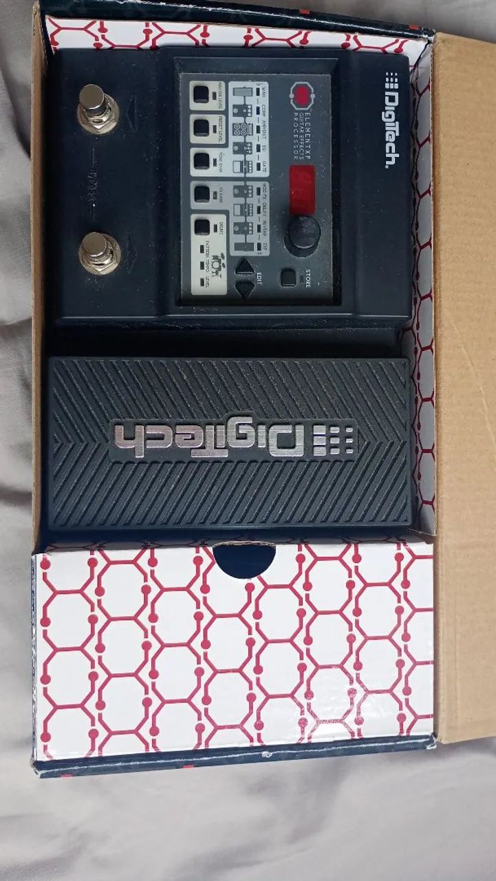 Pedaleira digitech element XP - Instrumentos musicais - Jardim São