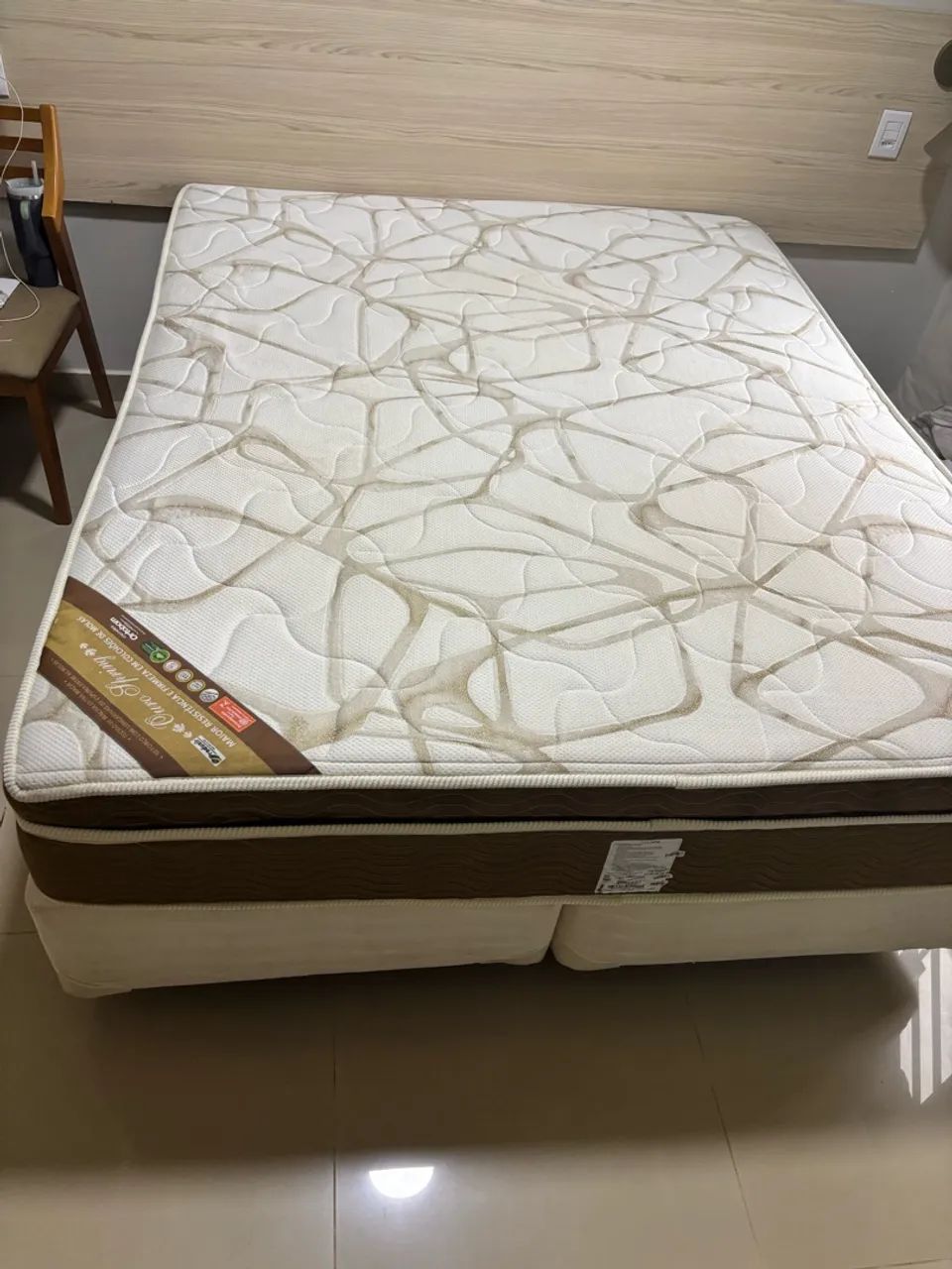 Cama Queen 
