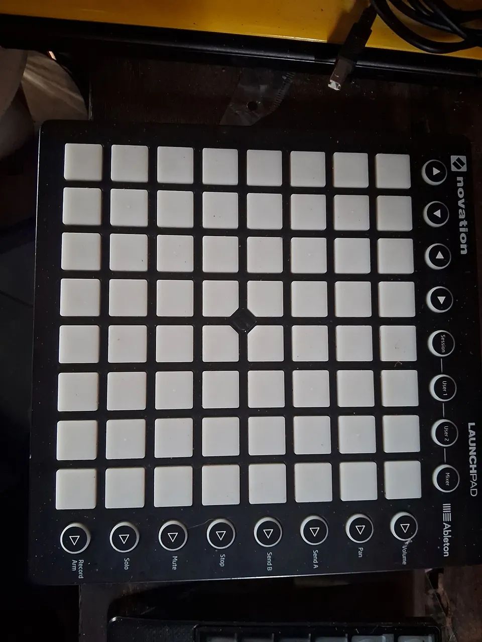 Sampler novation launchpad mk2 - Foto 2