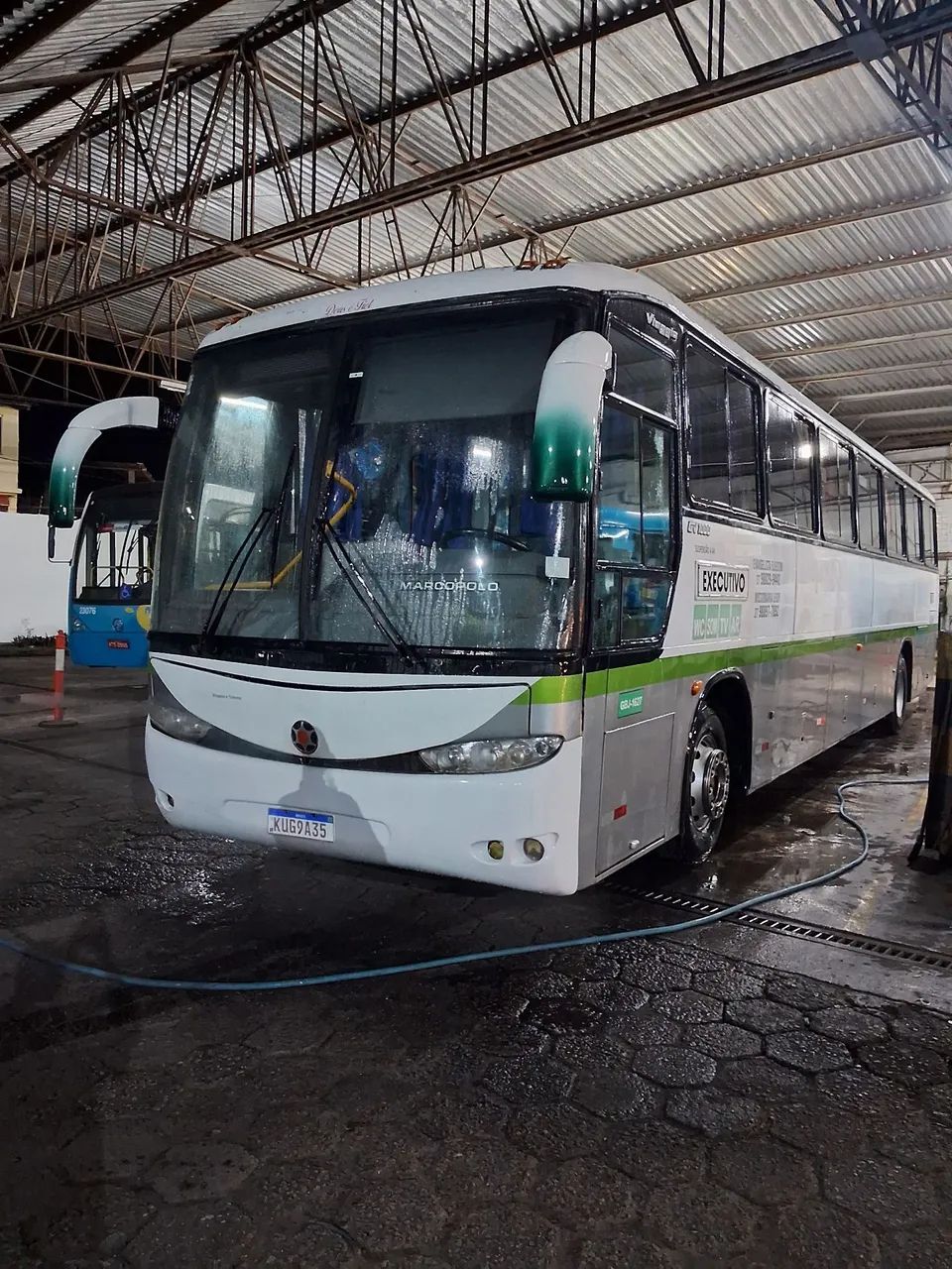 Vendo, aceito carro como parte do pagamento 