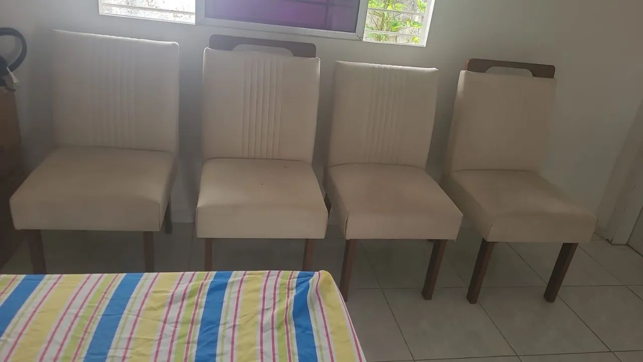 Mesa com 6 cadeiras  - Foto 4