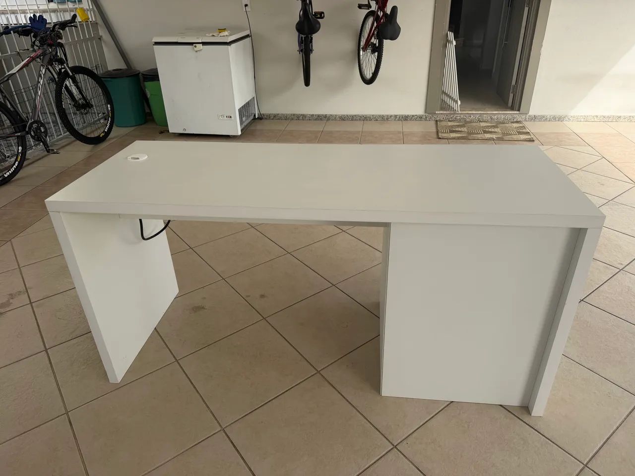 Mesa de escritório com gaveteiro  - Foto 5