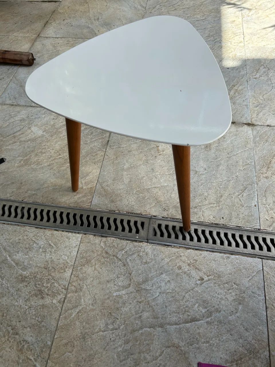 Mesa de canto 