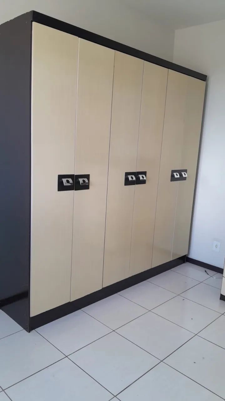 Roupeiro e cômoda 400