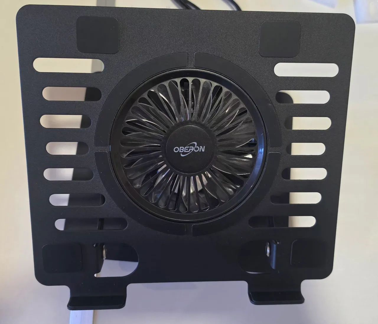 Suporte Oberon para Notebook de 10" a 17"