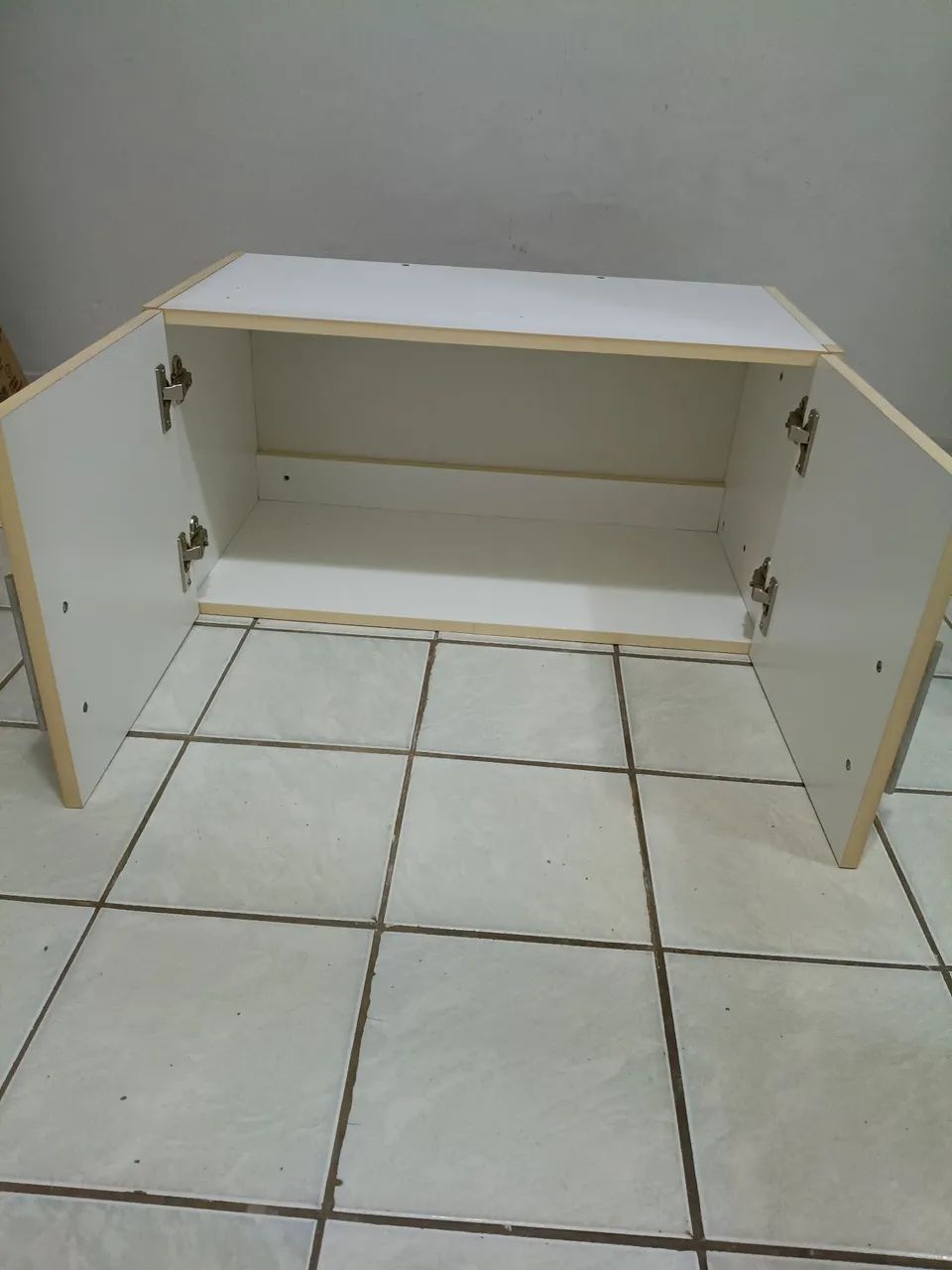 Armário de parede 