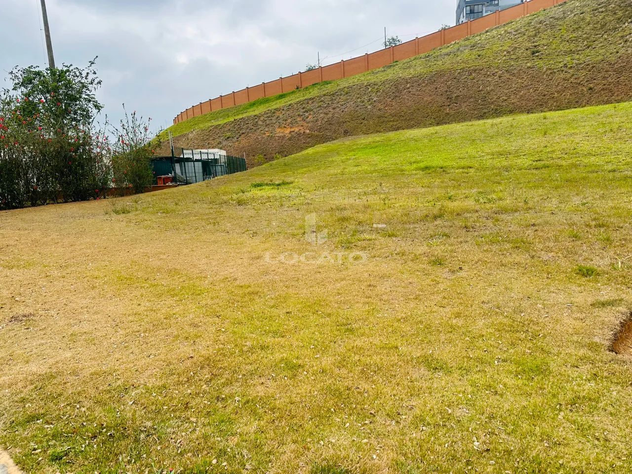 Terreno comercial 1.372 m² no Alphaville - Foto 2