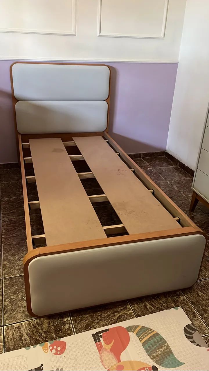 Cama de solteiro 