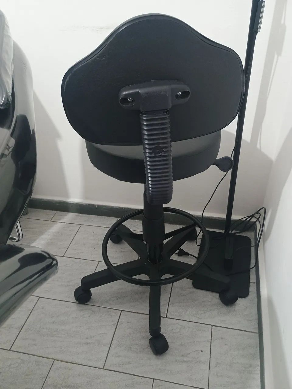 Cadeira/ mocho - Foto 2
