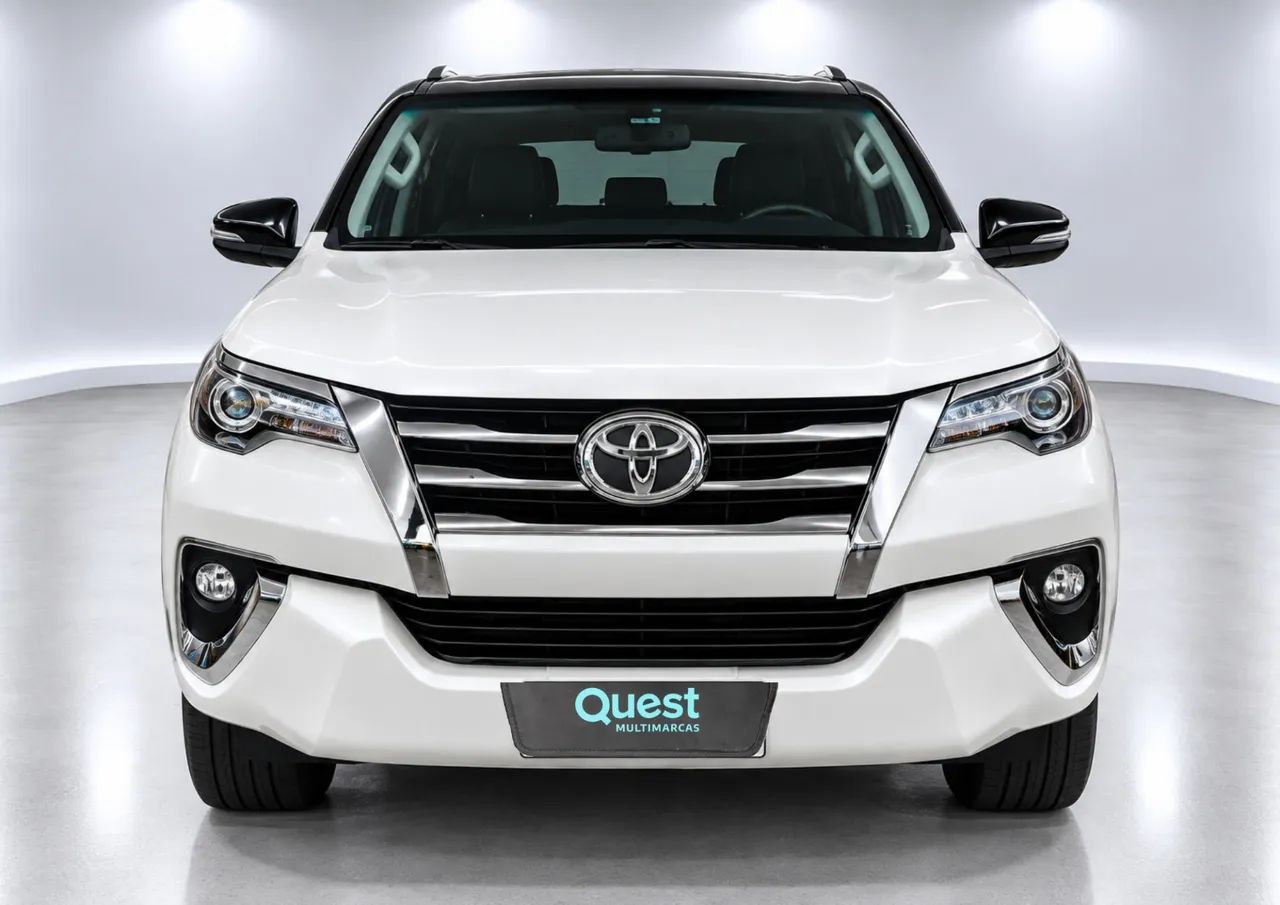 Toyota Hilux SW4 SRX 4X4 2.8 TDI 16V Dies. Aut. 2020