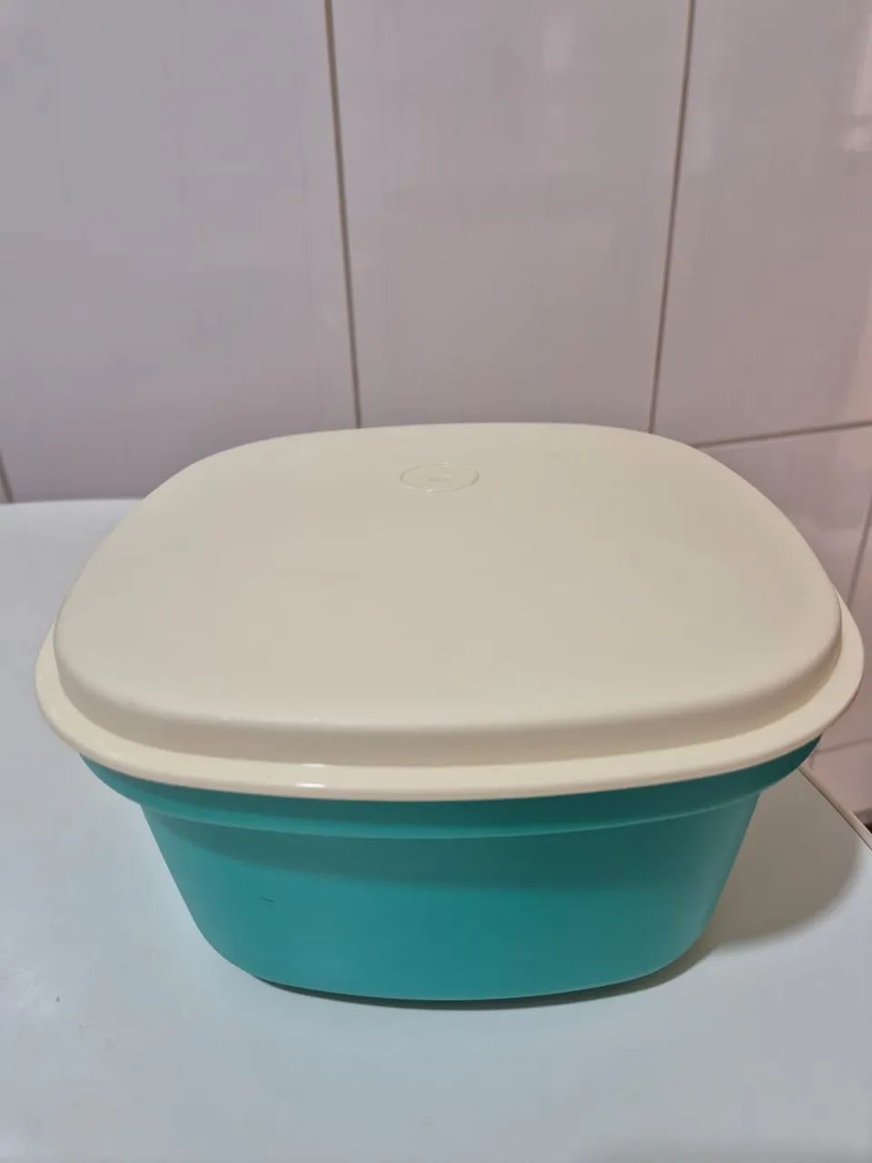 Tupperware 