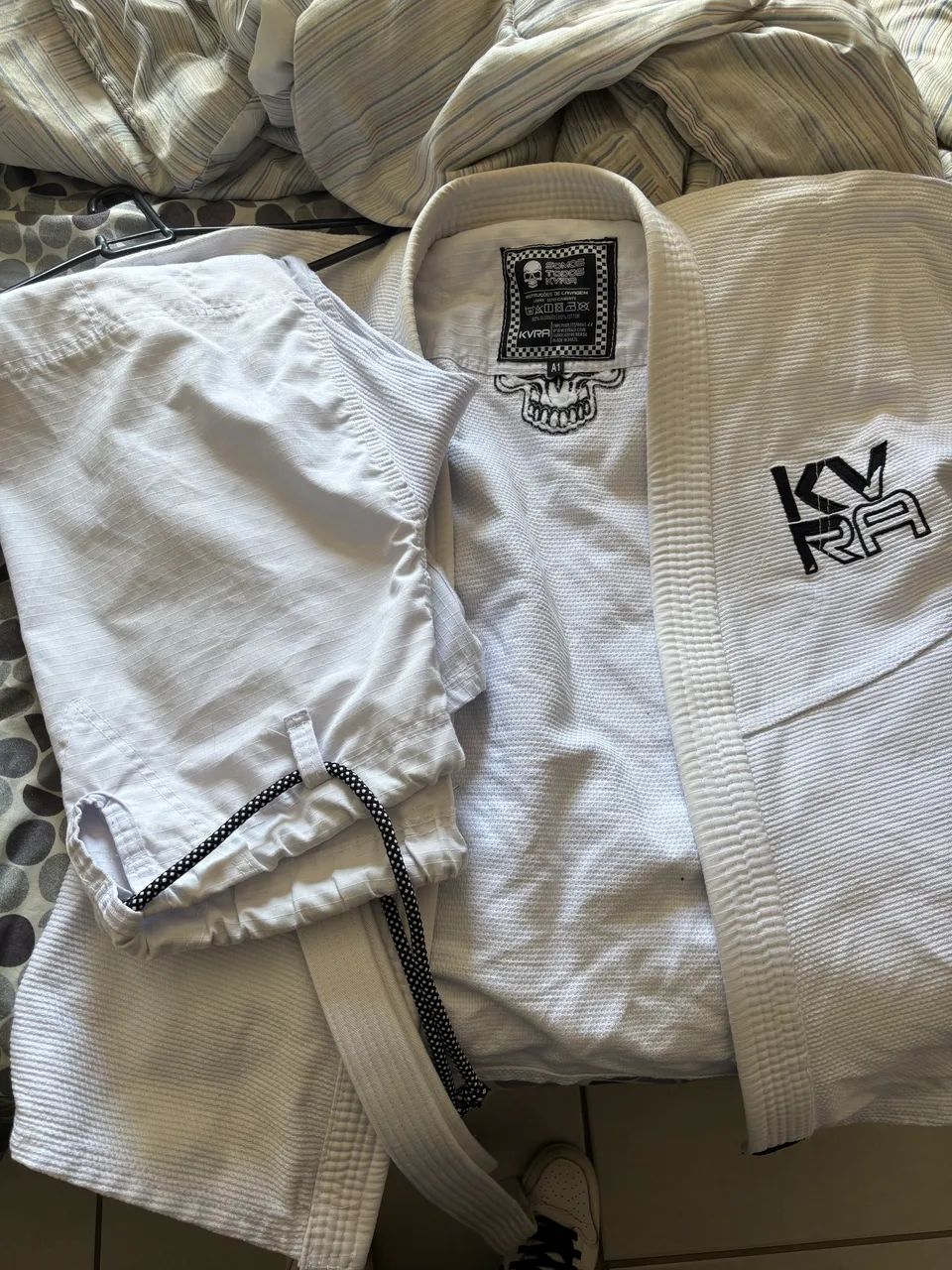 KIMONO KVRA