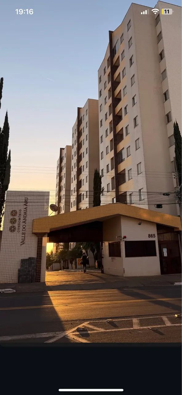 Locação imóvel mobiliado - Condomínio Valle Andaia-Aru