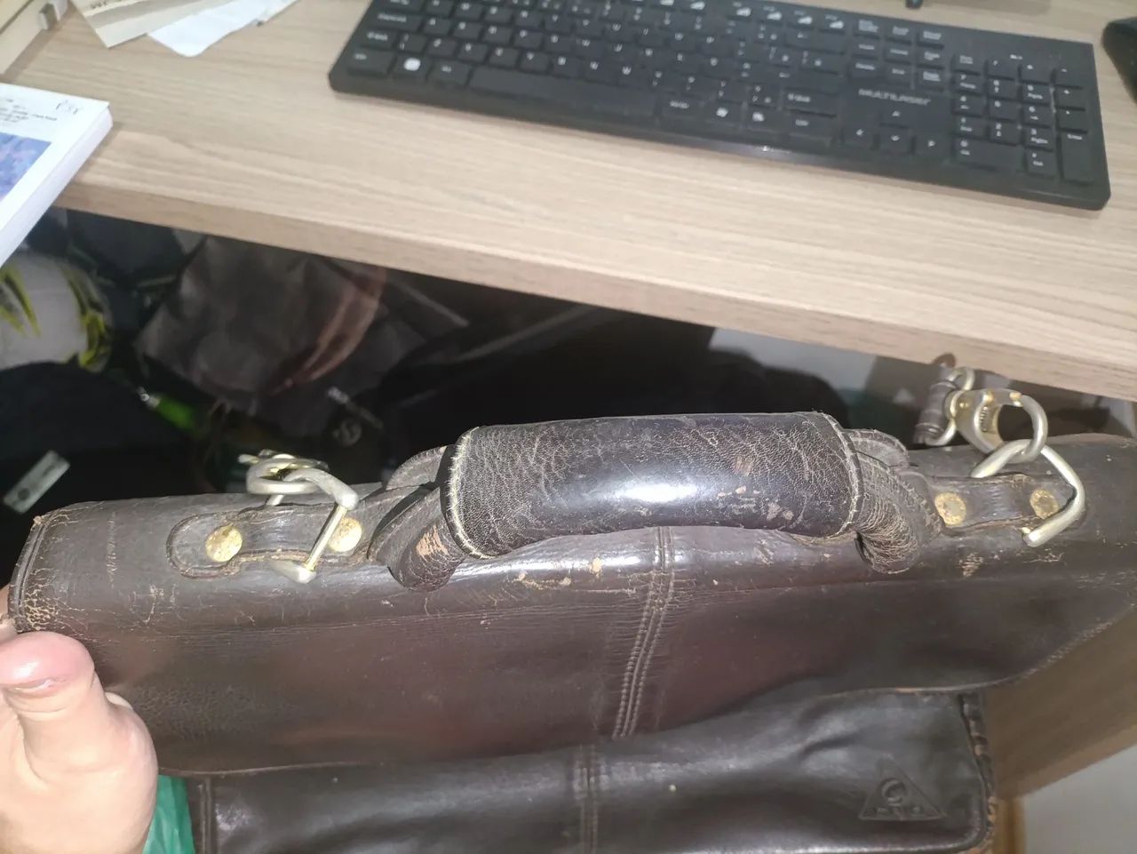 Bolsa de couro marrom 