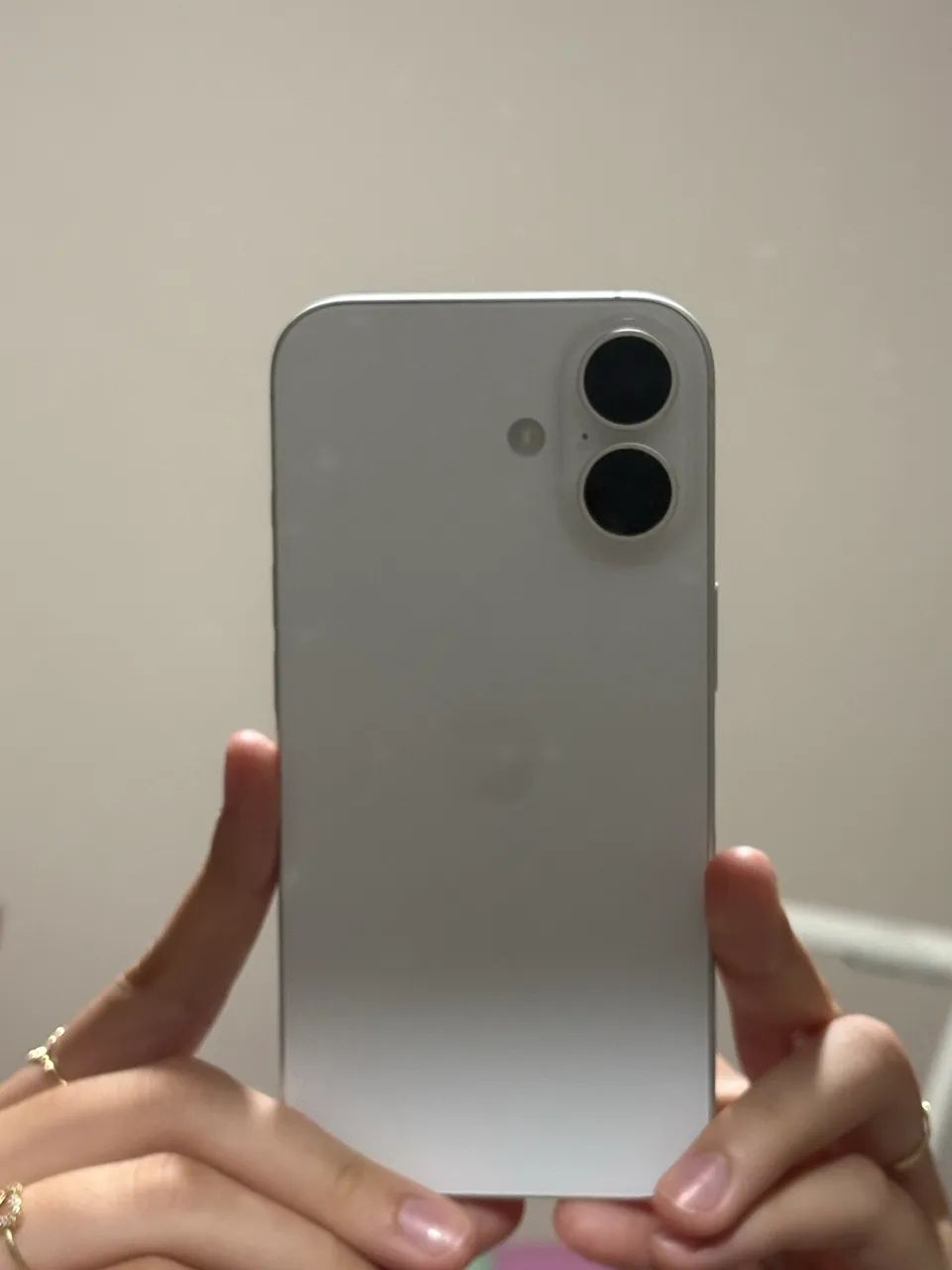 VENDO Iphone 16 ou troco pelo 17 pro 