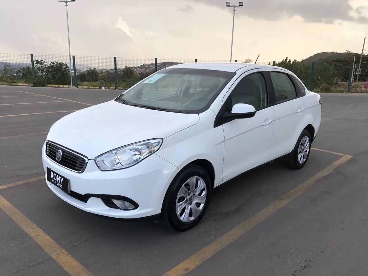 Fiat Grand Siena Grand Siena ATTRAC. 1.4 EVO F.Flex 8V 2019