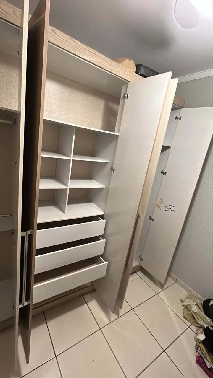 Vendo guarda roupa USADO! Entrega e montagem grátis  - Foto 4