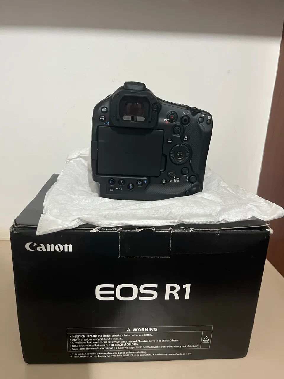 Câmera Canon EOS R1 Mirrorless Corpo NOVA - Foto 3