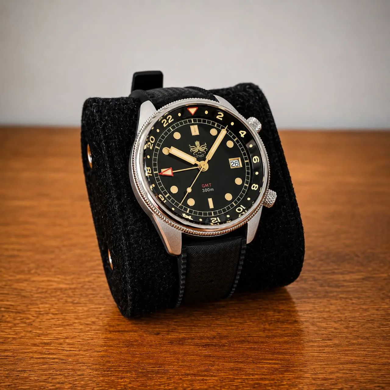Phoibos Eagle Ray GMT Ref: PX023D