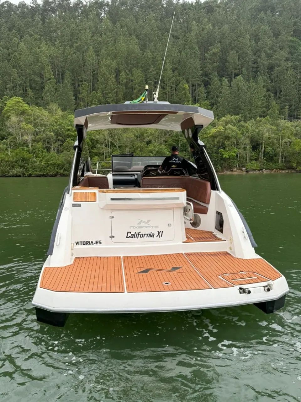 Lancha NX 340 - Ampla, Moderna e Super Conservada - Foto 2