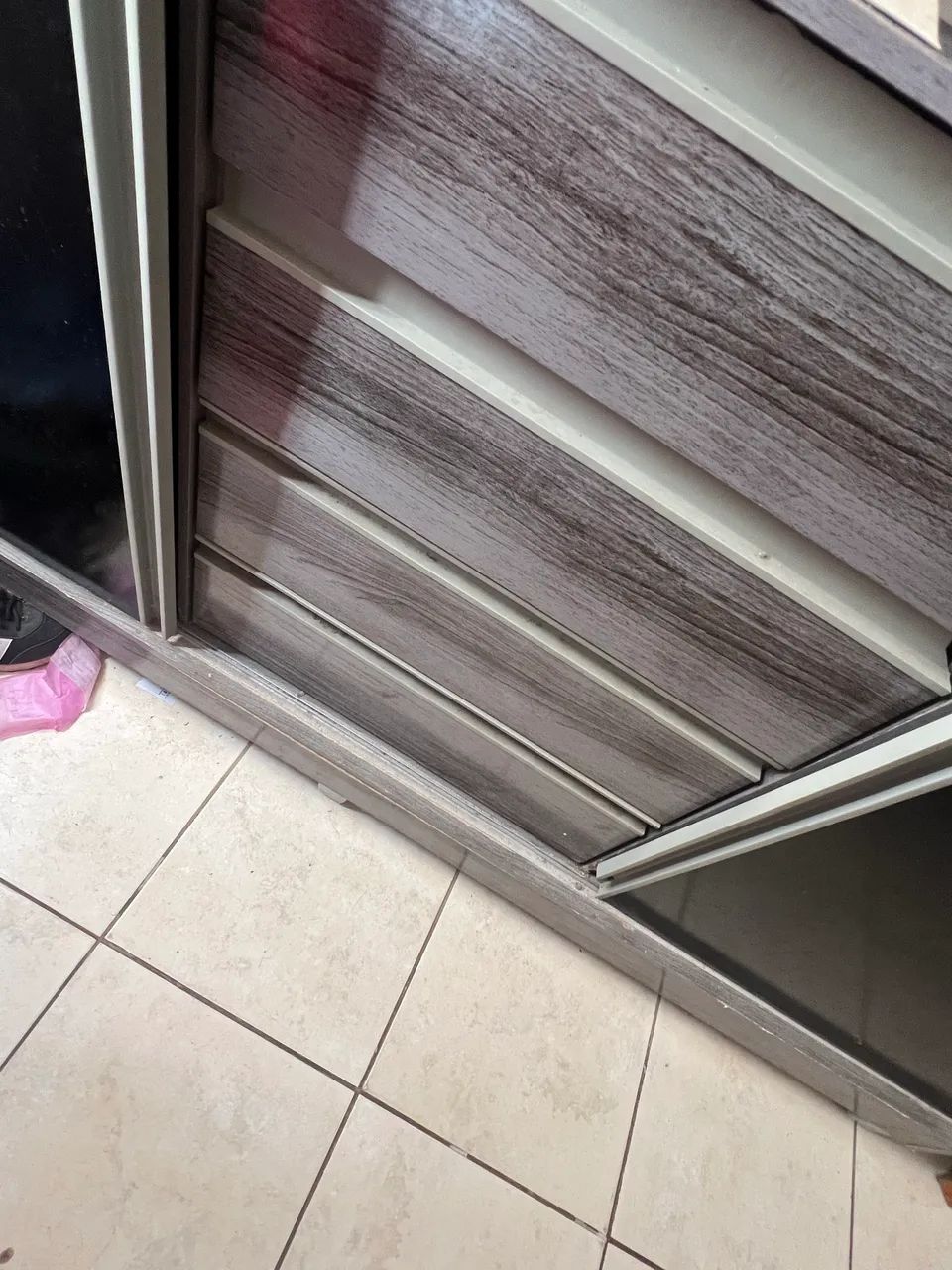 Vendo cama e guarda-roupa usados  - Foto 5