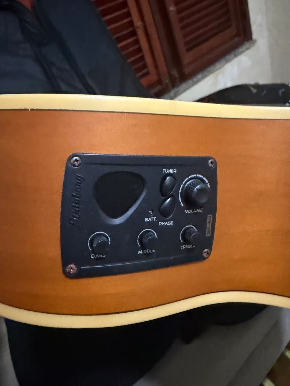 VIOLÃO ELETROACÚSTICO STRINBERG VIENNA VE30C NS + CASE ACOLCHOADA PREMIUM - Foto 5