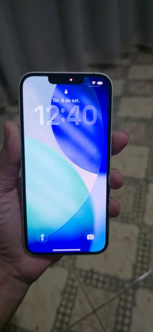 Iphone 16e Branco 16e impecável !!!
