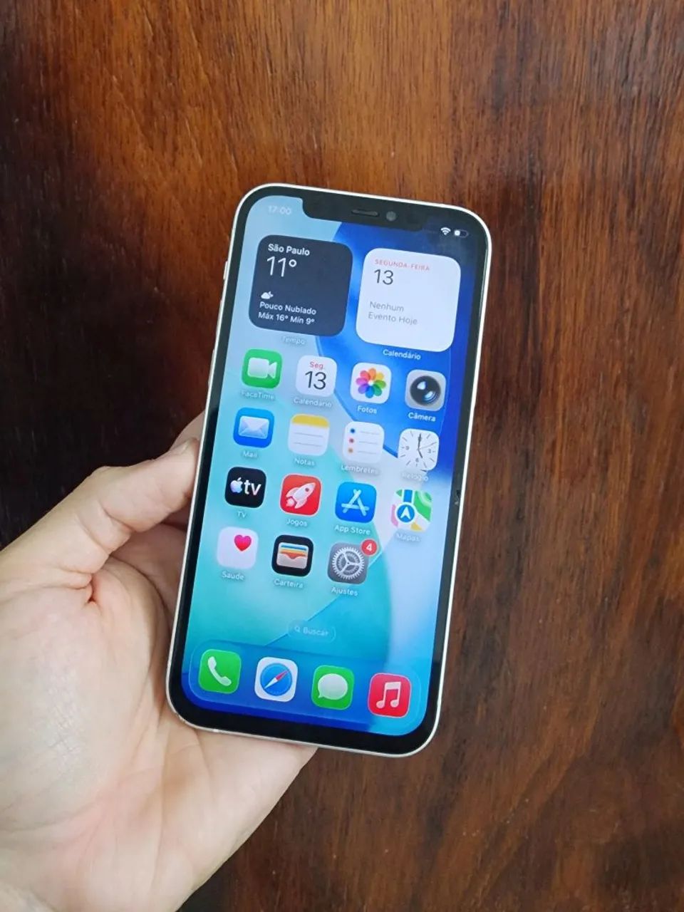 IPHONE 12 branco   (VENDO OU TROCO) - Foto 2