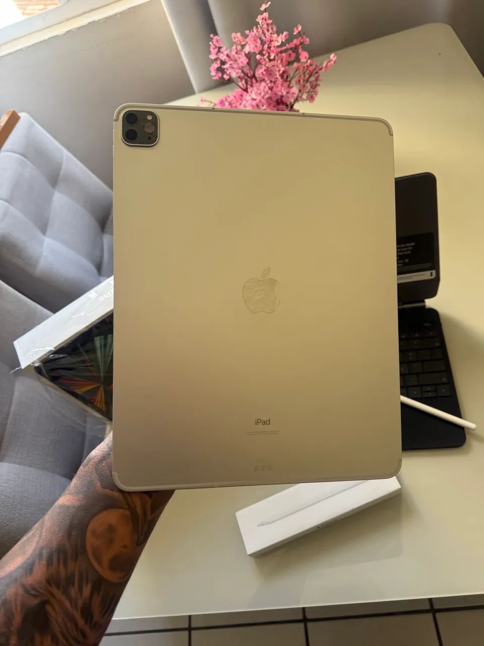 iPad Pro M1 12,9 Wi-Fi + celular | Apple Pencil 2 + Magic Keyboard  - Foto 4