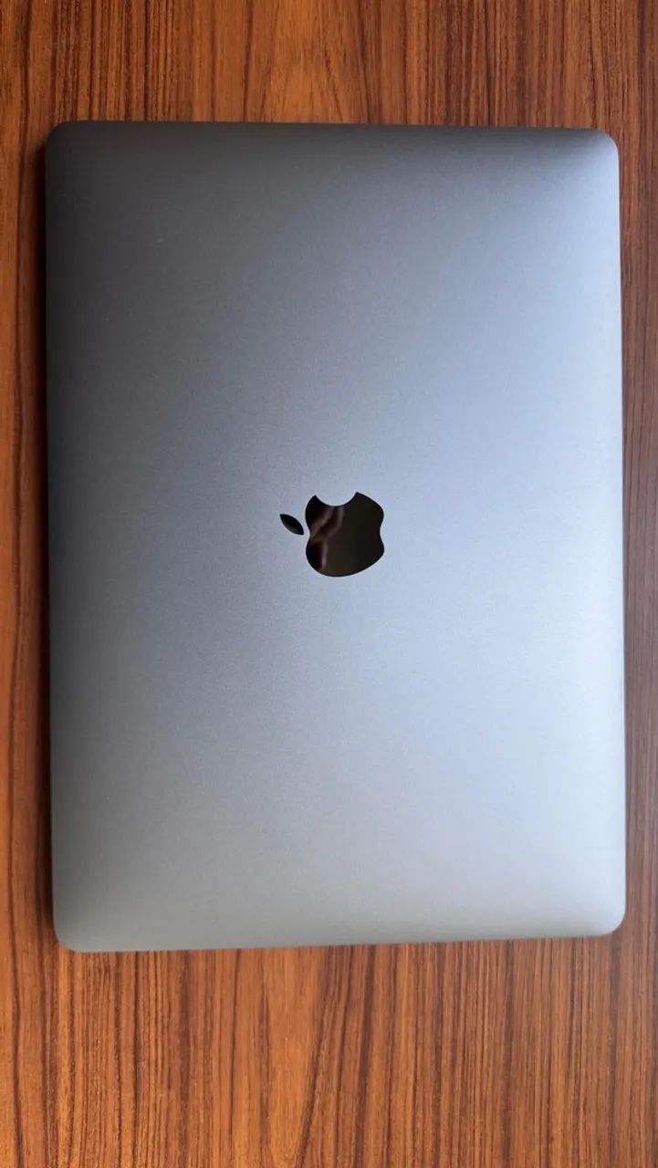 MacBook Pro M2 2022 | 13,3 | 8 GB RAM | 256 GB SSD | Impecável