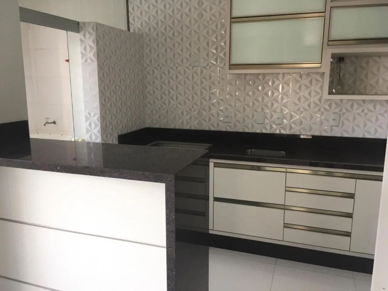 Apartamento (Padrão), com 3 quartos e 1 banheiros à Venda, 77 m² em Criciúma/SC - Foto 4