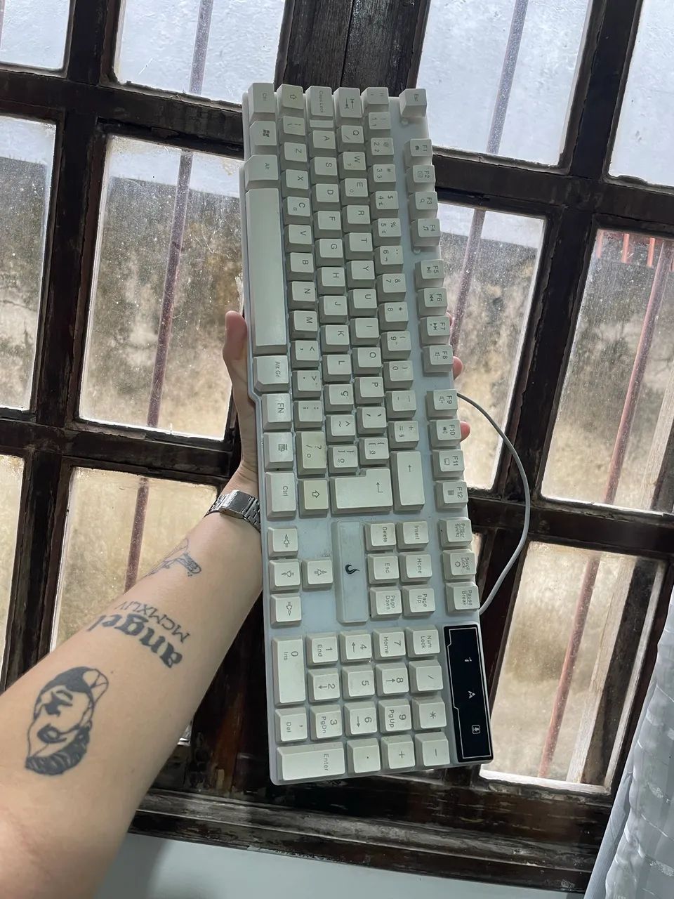 Teclado Rise Mode e Headset Redragon branco  - Foto 2