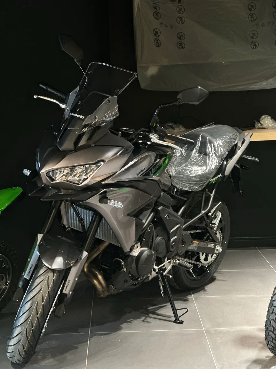 VENDEDOR RICARDO - VERSYS 650 STD