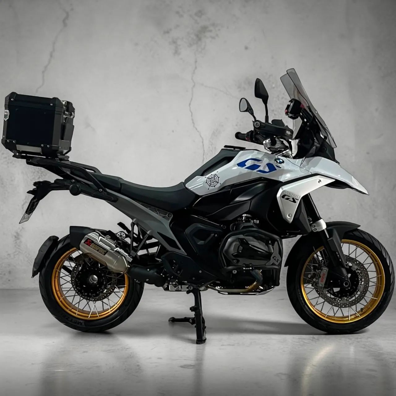 BMW R 1300 GS PLUS 24/24 impecável 