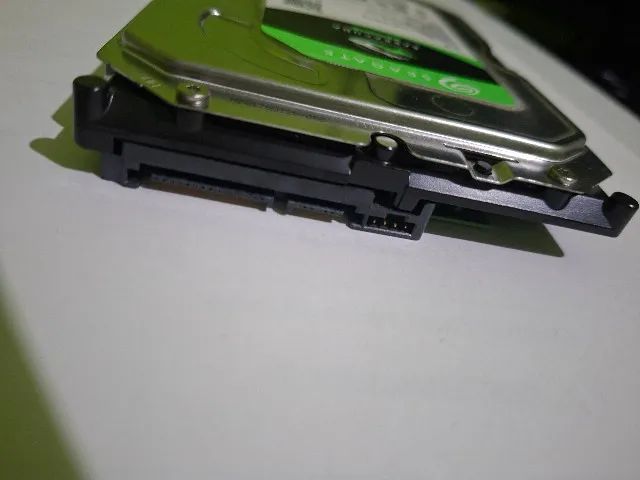 HD SATA SEAGATE 2TB405755317695303681