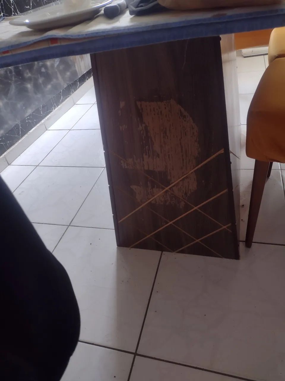 Mesa de jantar com 4 cadeiras.  - Foto 4